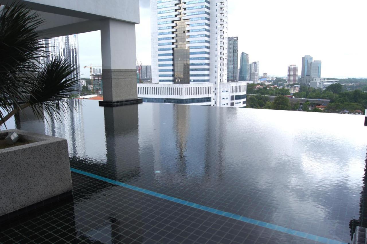 Twin Galaxy Suites By Iconic Bliss Johor Bahru Exteriér fotografie