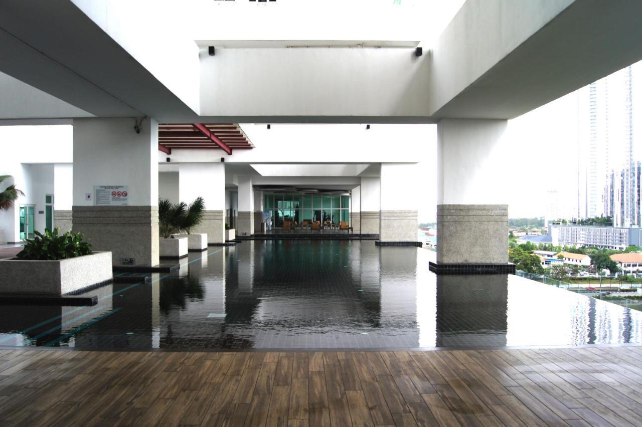 Twin Galaxy Suites By Iconic Bliss Johor Bahru Exteriér fotografie