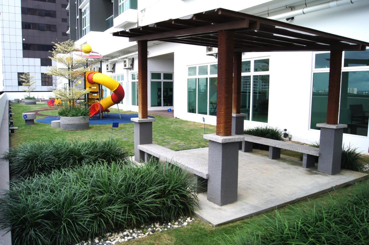 Twin Galaxy Suites By Iconic Bliss Johor Bahru Exteriér fotografie