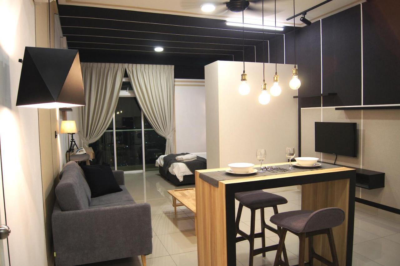 Twin Galaxy Suites By Iconic Bliss Johor Bahru Exteriér fotografie